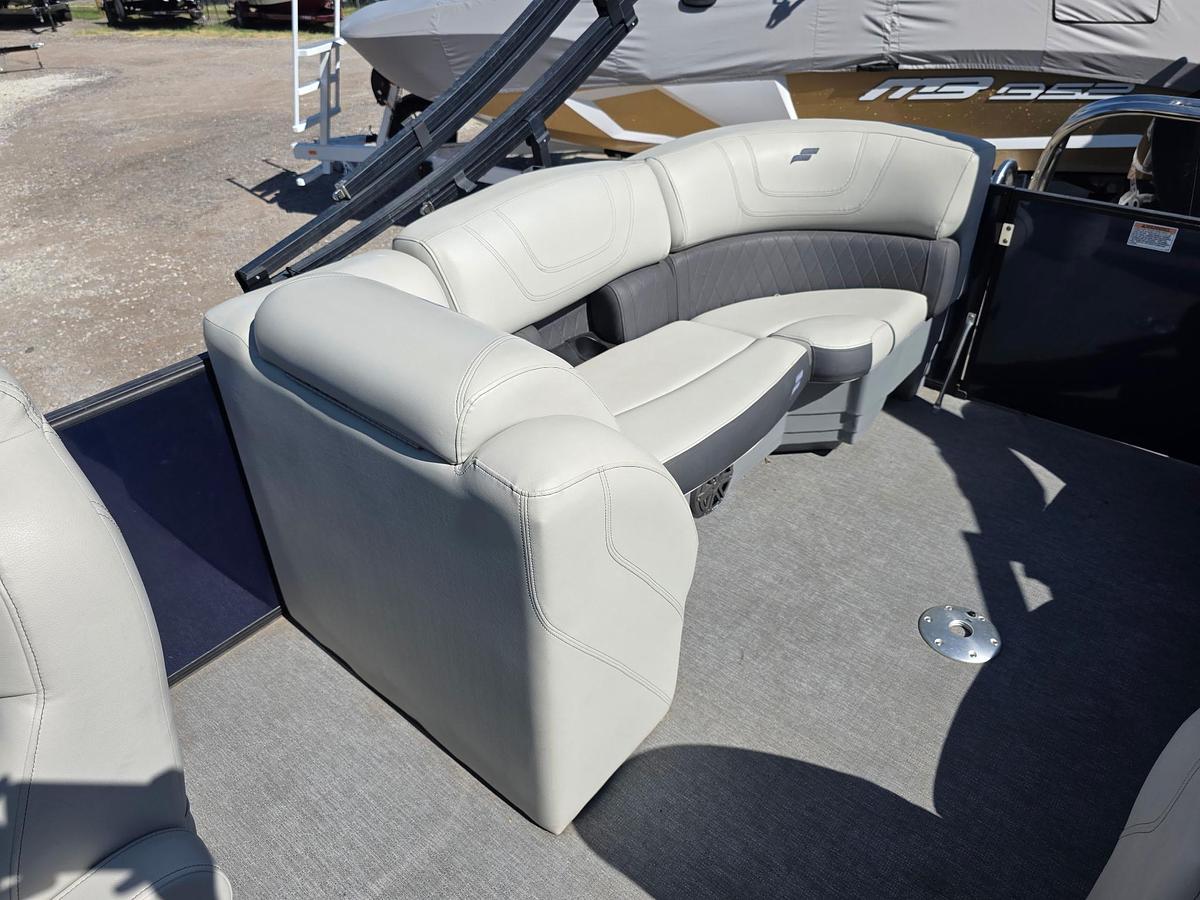 Used 2021 Starcraft SLS 3 Tritoon