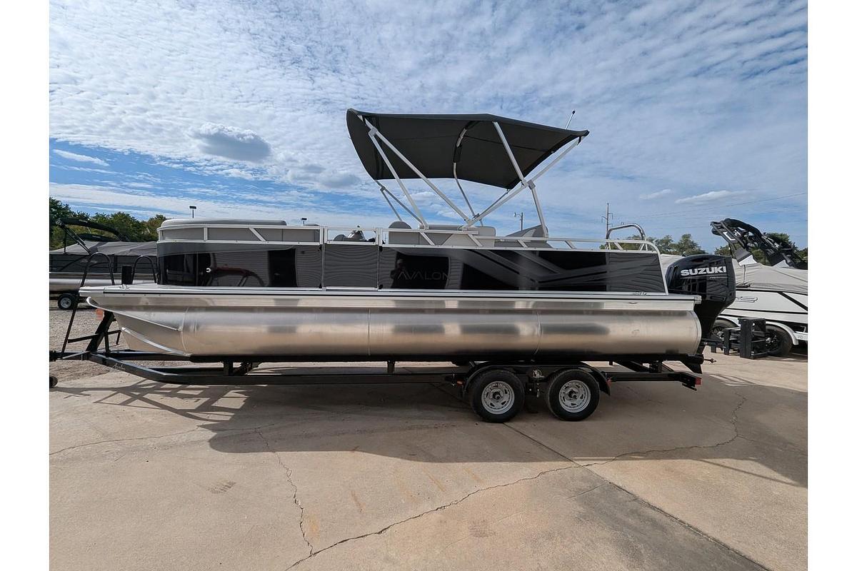 2026 Avalon 2385 Venture 85 Versatile Rear Bench