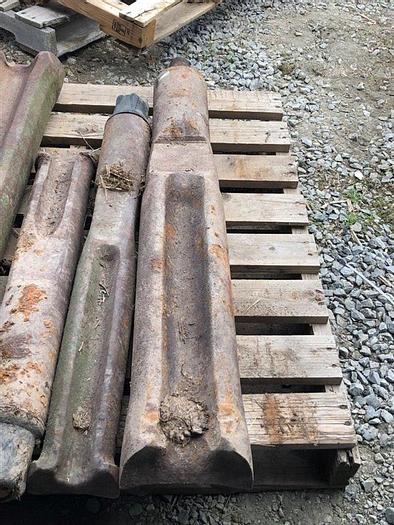 Used 7-1/2" x 41" Chisel Bit for Cable Tool