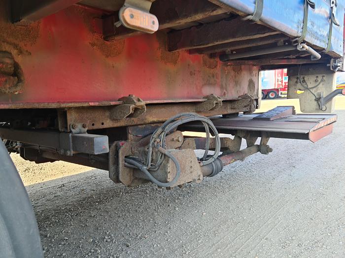Used 2006 Pacton T3-011 Curtainside / SAF Disc / Air suspension / D-Hollandia 2000kg /  385-65R22.5
