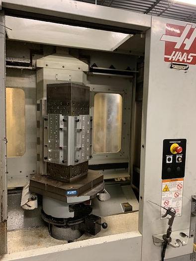 Used 2008 HAAS EC 400 HORIZONTAL MACHINING CENTER