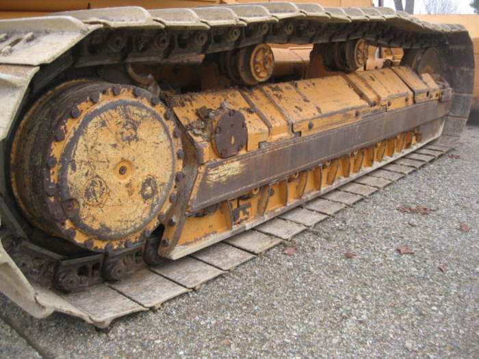 Used 2011 CASE 1650L