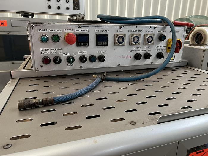 Used TURBOPACK AUTO L BAR SEALER LSA-504G.CE