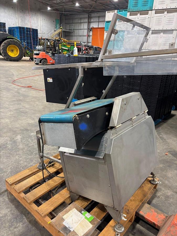 Used NEWTEC NCW QC90SV Check Weigher with Reject
