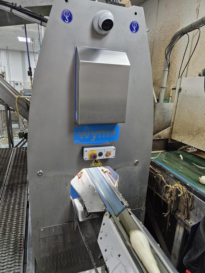 Used WYMA ROTO-CUT Parsnip and Carrot trimmer