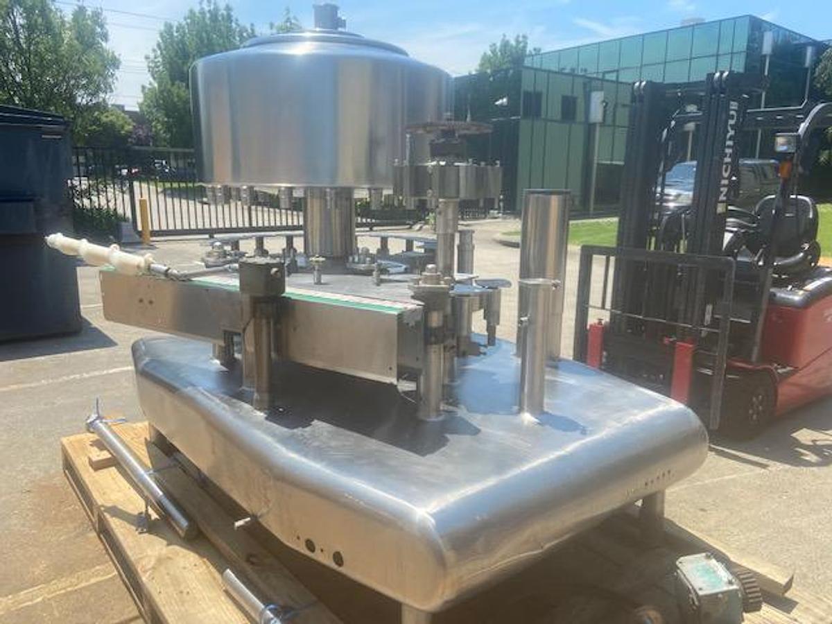 Used FEDERAL 1585GWSX4/185R955