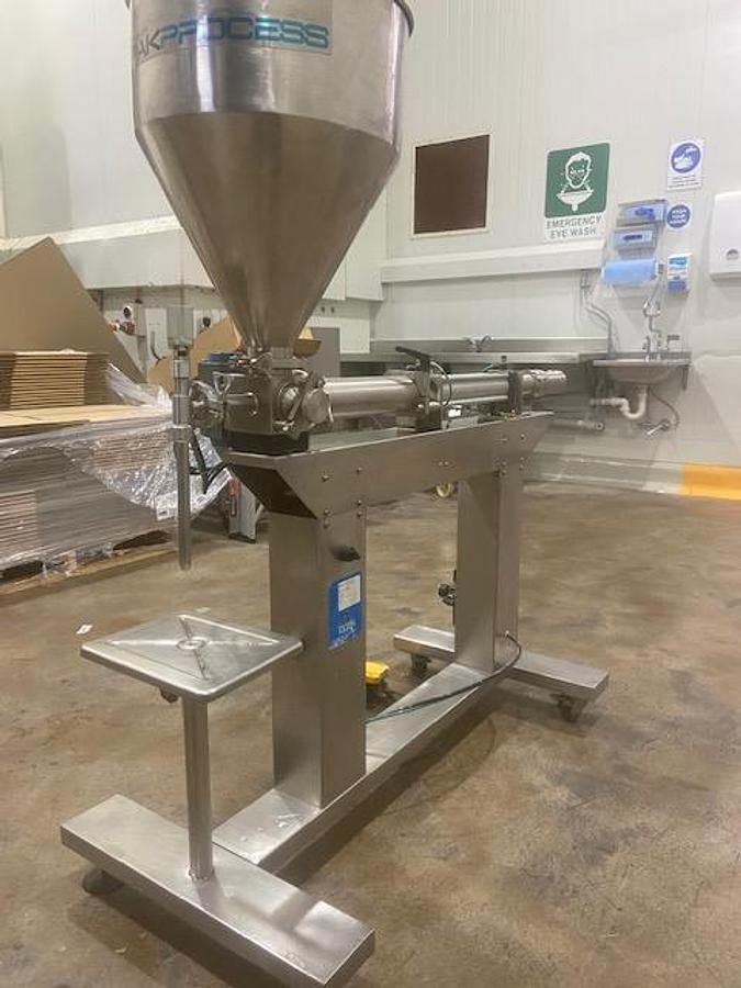 Used IOPAK GCGBLBL 5000 HRP Piston filler
