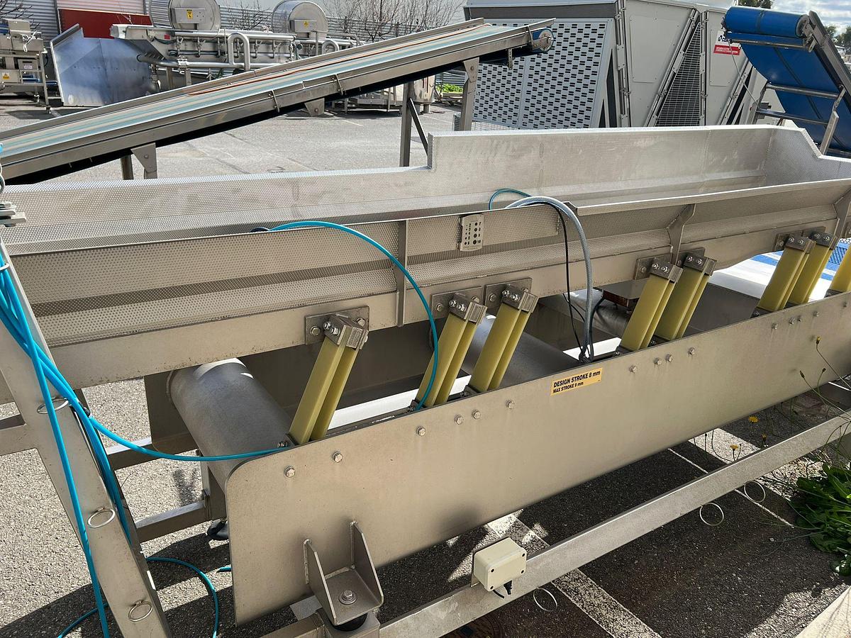 Used KEY TECHNOLOGIES Vibratory Collection Shaker Conveyor