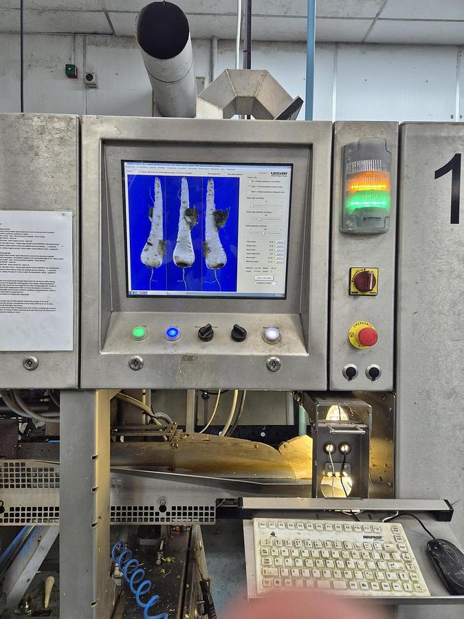 Used VISAR Carrot Camera Grader