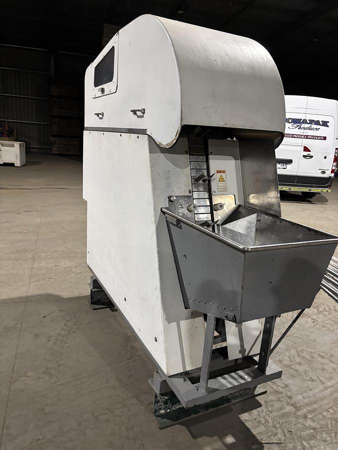 Used NAKAYAKOGYO Onion Peeler