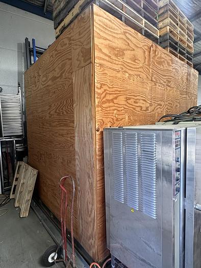 Used ZACMI Model 0233 48 Vibrating Cone Pocket Filler