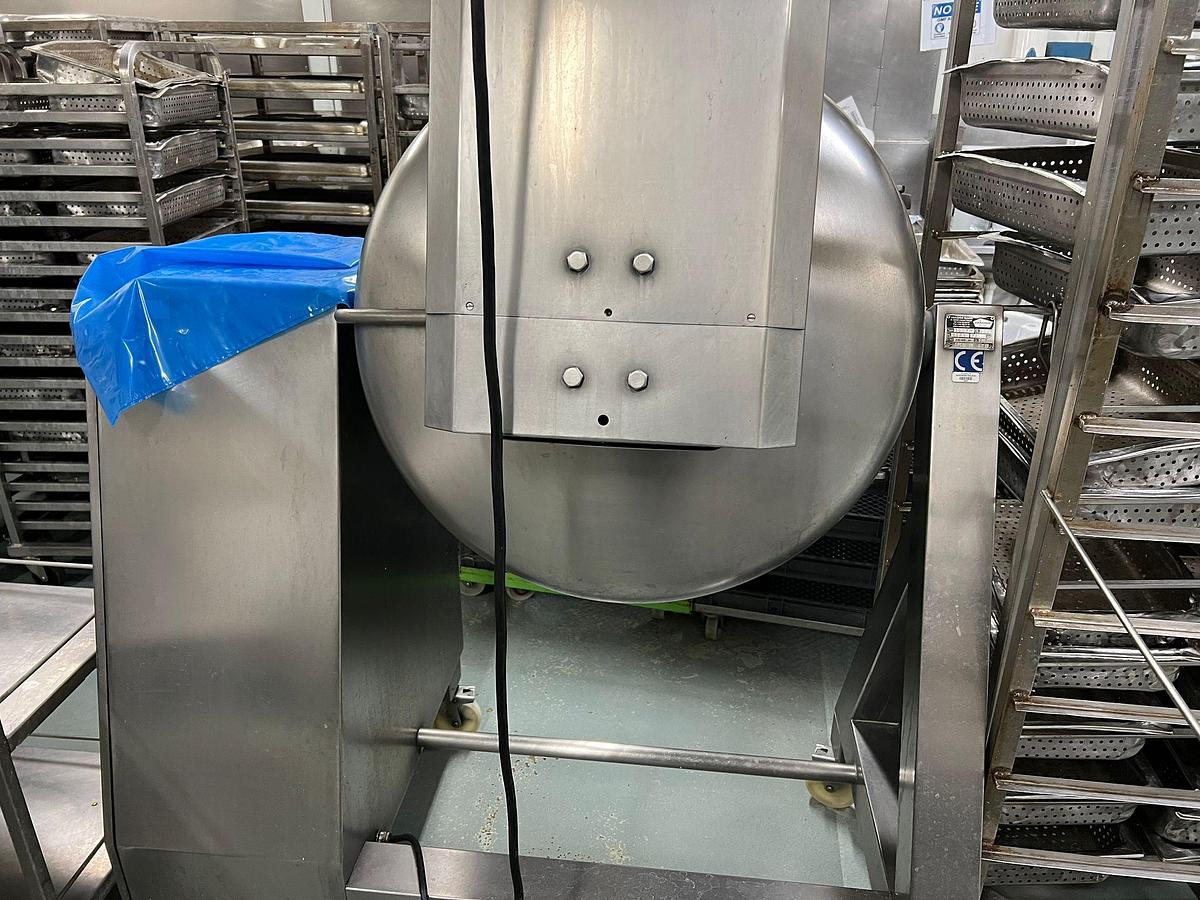 Used VAKONA Mpdel 300 FM