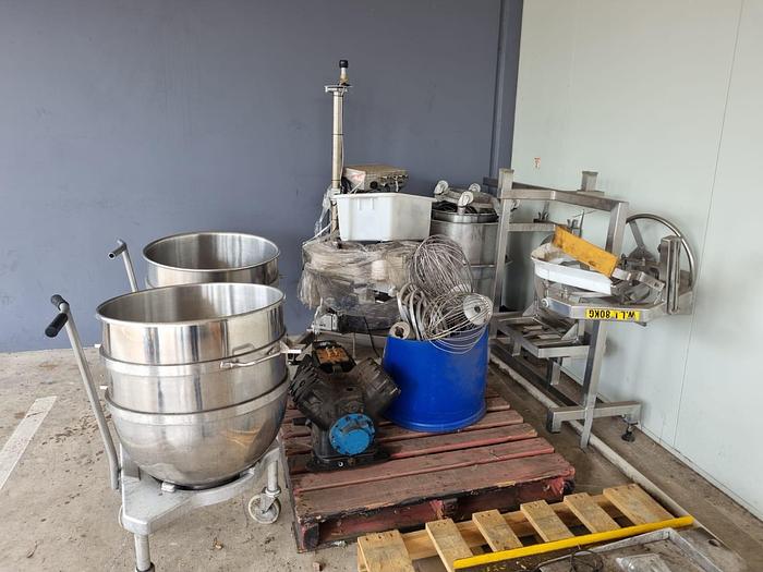 Used HOBART 60 Quart Mixers H 600T