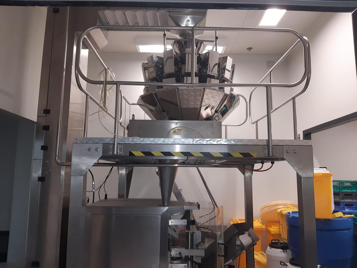 Used IOPACK MULTIHEAD WEIGHER 14 Head