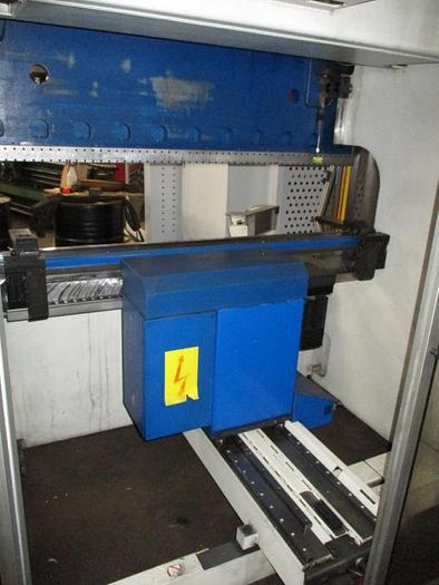 Used 93 TON X 80", TRUMPF, V85, CNC HYDRAULIC PRESS BRAKE