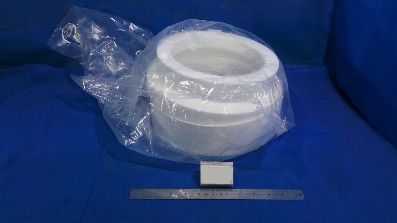 Used 29285-XX Polomide Chamber Assy Part / Semiconductor Part ( Part was Cleaned,to