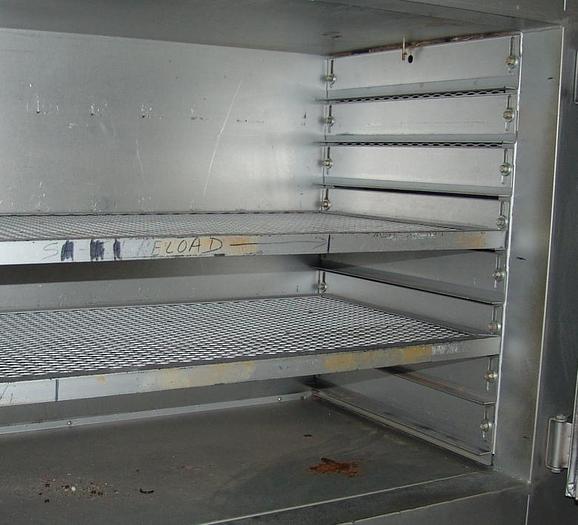 Used 37"W x 25"H x 19"L Despatch V-23 STD Cabinet Oven, 500°F, Electric