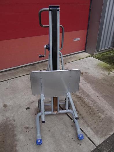 Used Manual lifting platform