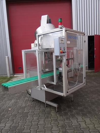 Used automatic Capper used for jerrycans