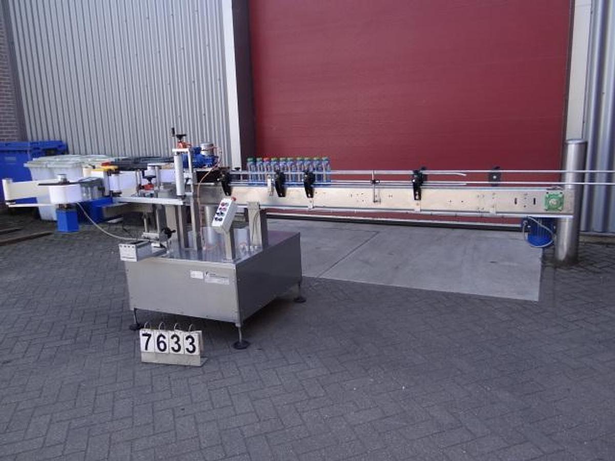 Gebruikt Automatic selfadhesive labeler spot or wrap around