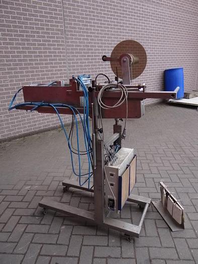Used Etiketteermachine voor stickers
