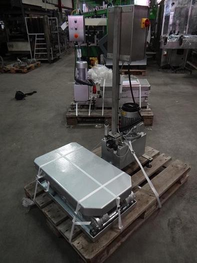 Used Stale hefplateau met bediening