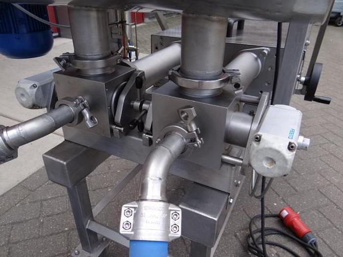 Used 2004 EFM doseer VD-1000-2 vulstation TR3