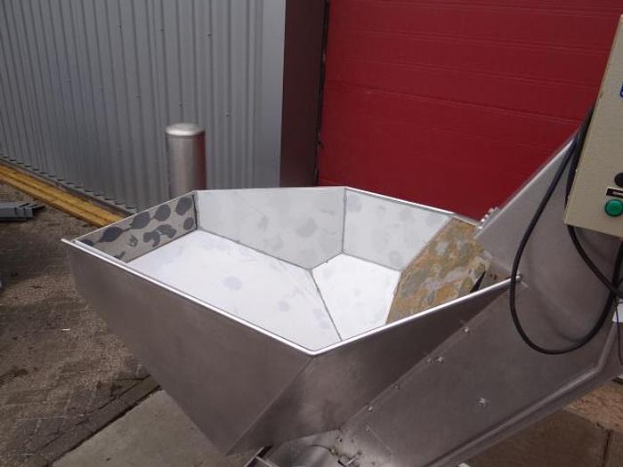 Used Calumatic cap elevator