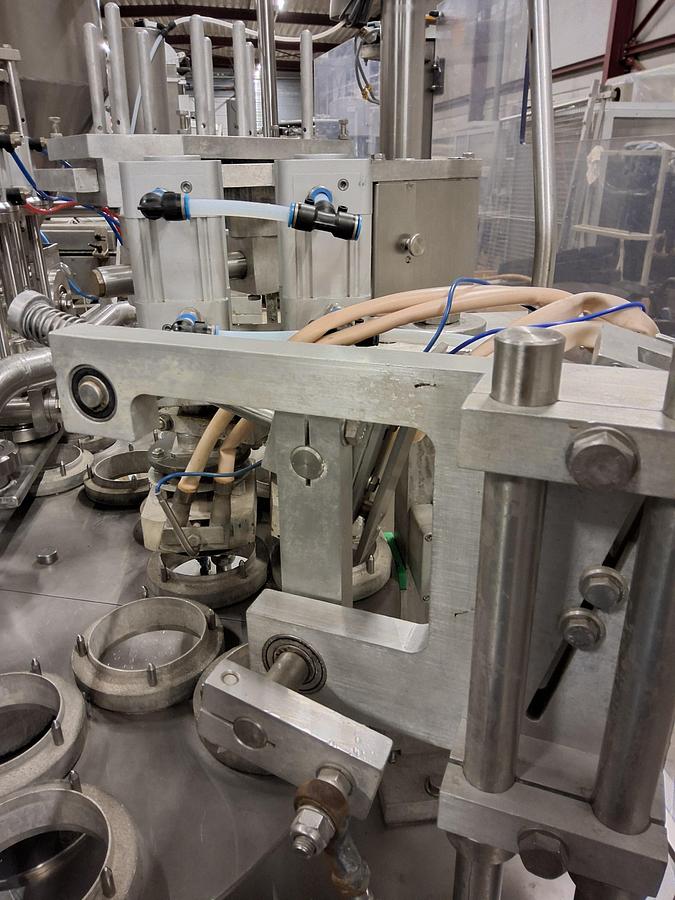 Gebruikt Waldner dosomat 2/2 cup filler/sealer