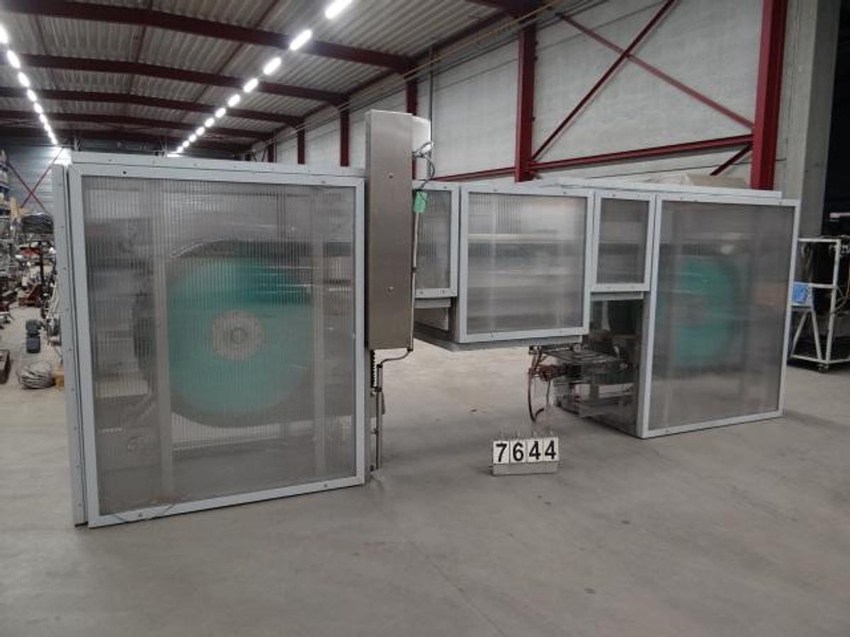 Gebruikt Empty bottle cleaner PET 0,5ltr