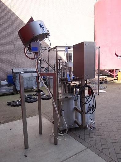 Used 1998 Pencon B.V DAV-1 pick and place capper