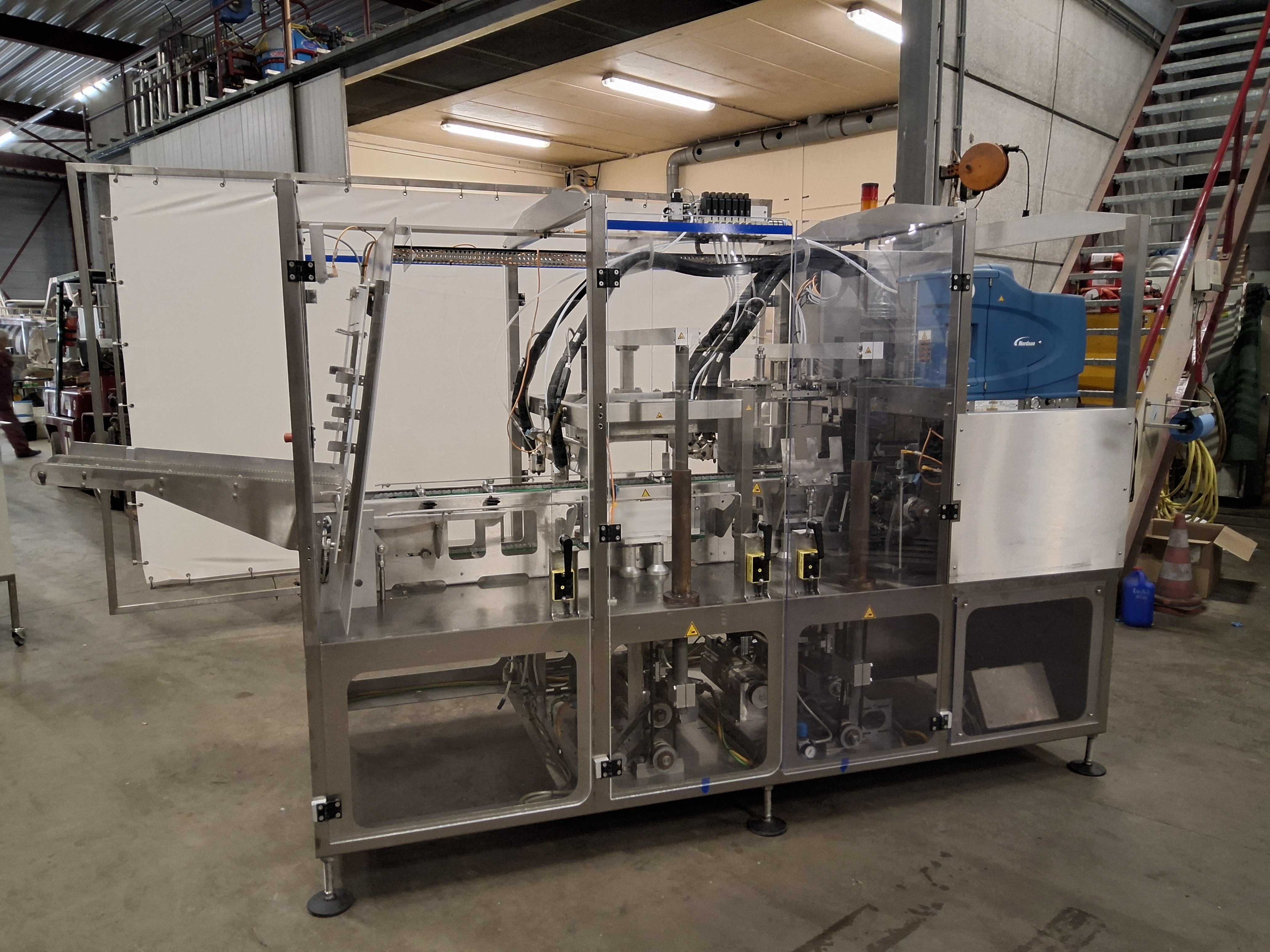 Gebruikt Carton tray erector for yogurt tray top-tray 406
