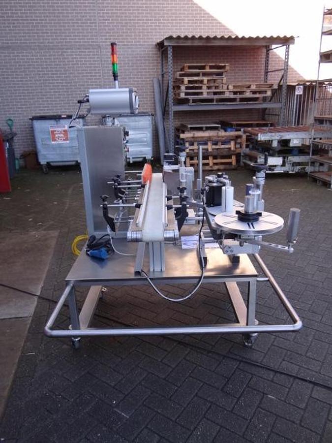 Gebruikt Labeling machine side label Altech