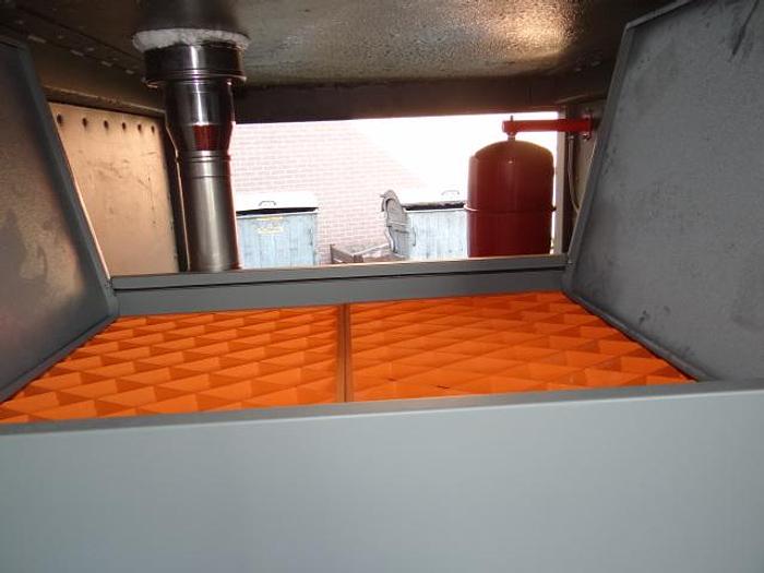 Used pellet gestookte cv ketel in container