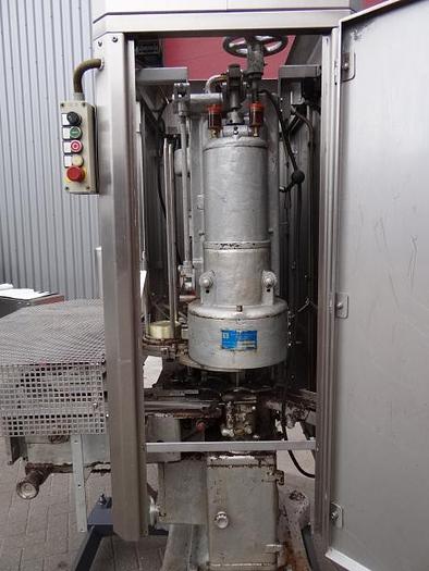 Used 1996 IMC 178 Can seamer