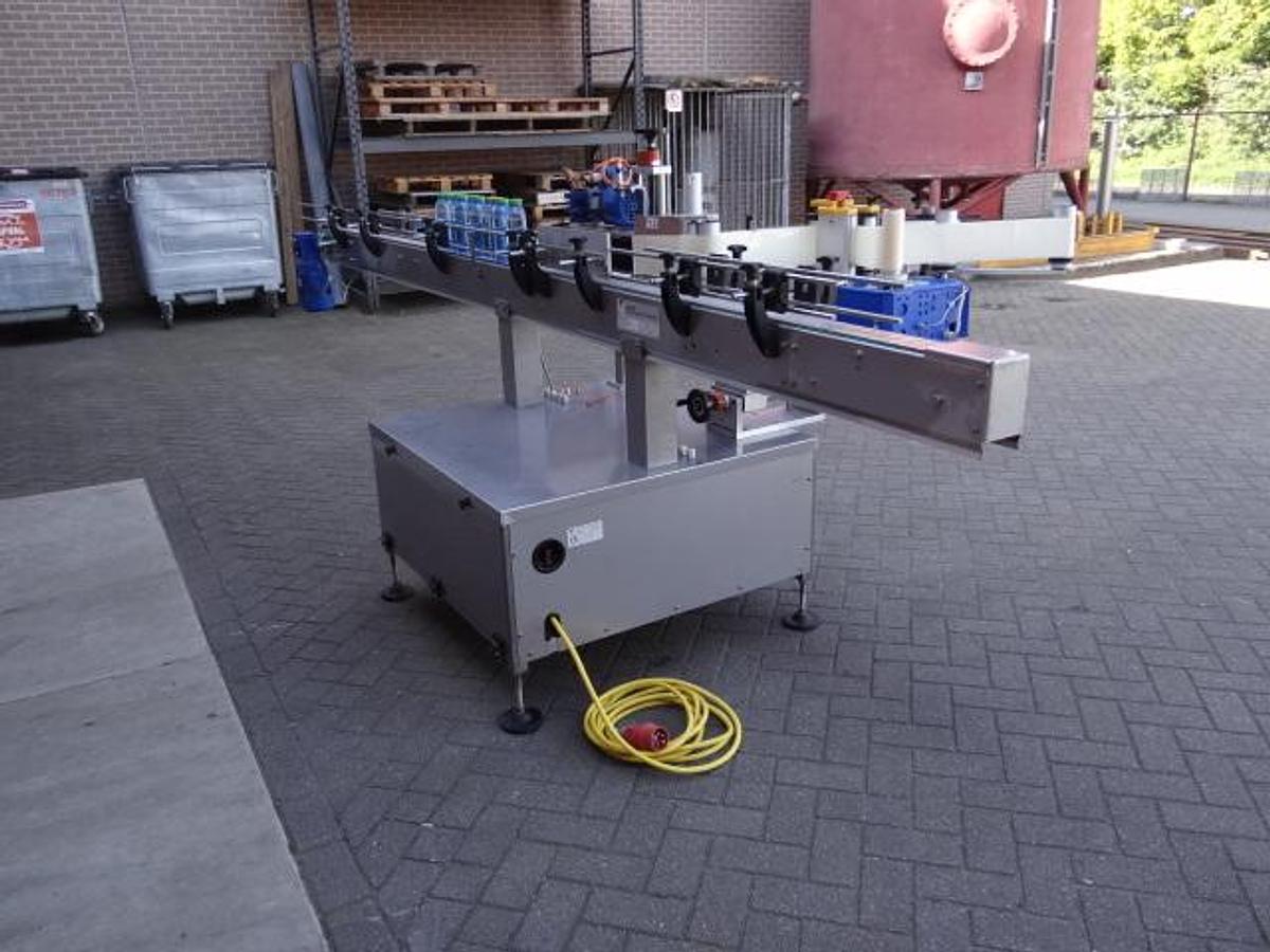 Gebruikt Automatic selfadhesive labeler spot or wrap around