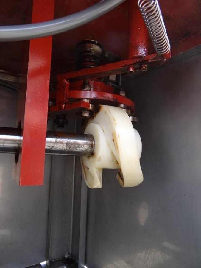 Gebruikt 1 station crowncorker