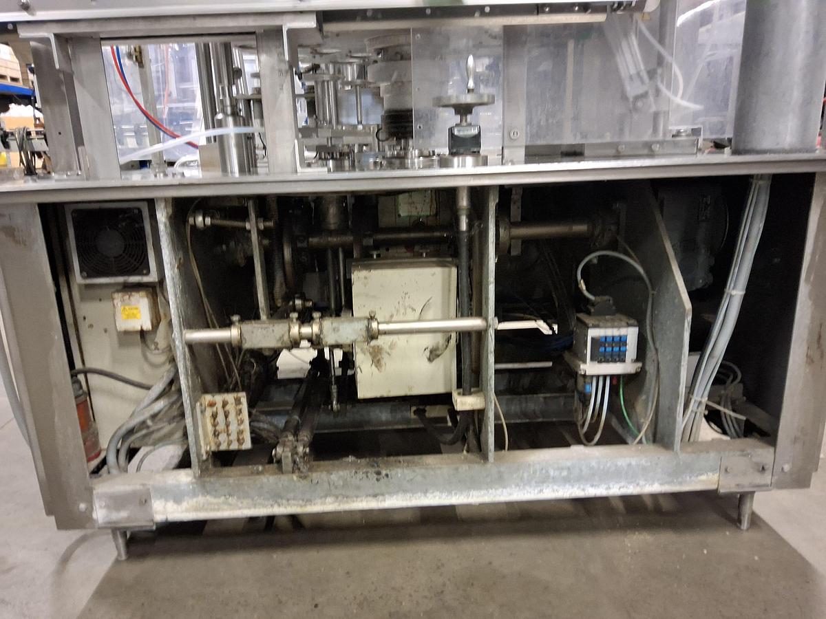 Gebruikt Waldner dosomat 2/2 cup filler/sealer