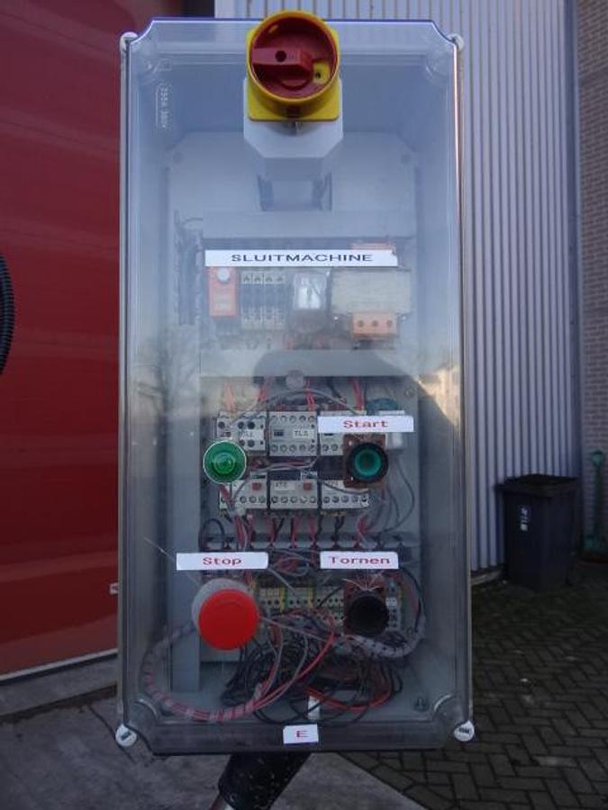 Gebruikt Automatic 1 station capper