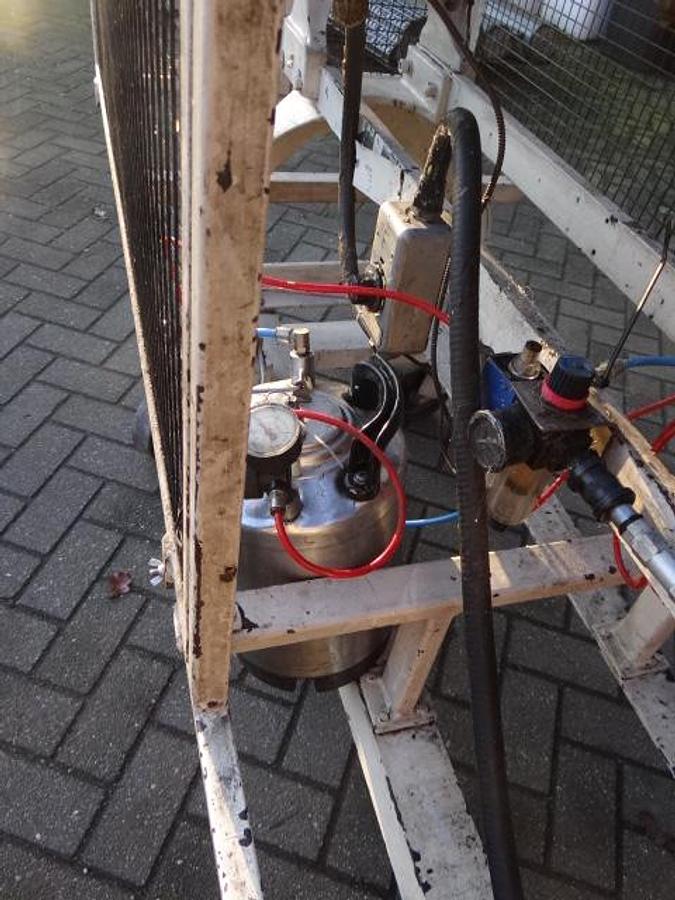 Gebruikt Roll trough labeler for Cans 99-230mm De Santis