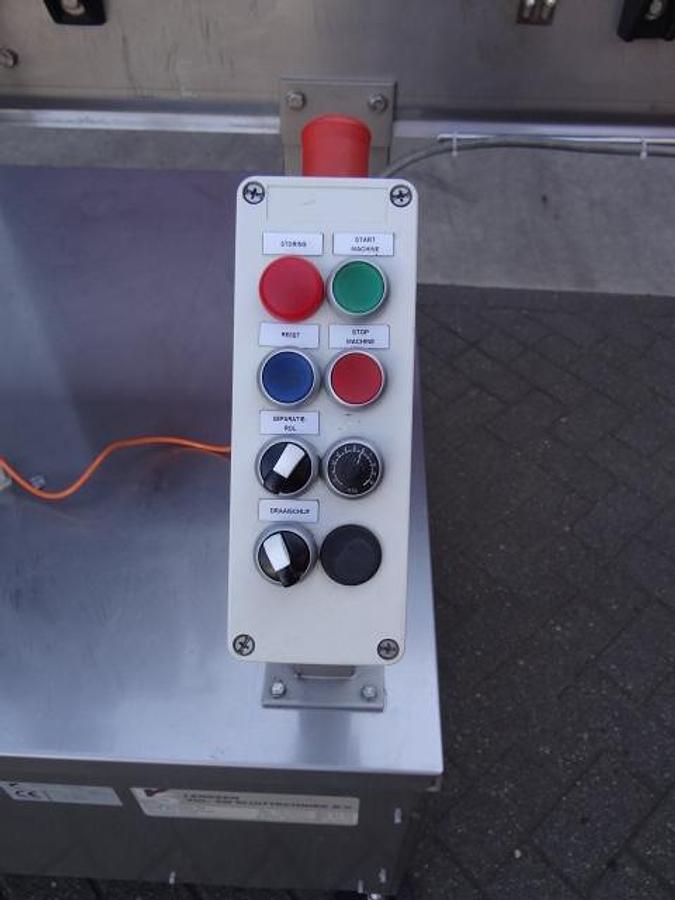 Gebruikt Automatic selfadhesive labeler spot or wrap around