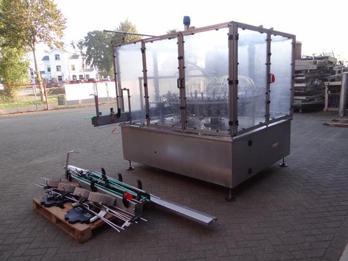 Gebruikt Empty bottle cleaner PET 0,3/0,5ltr