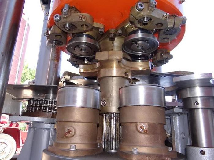 Used HCM 550 can seamer