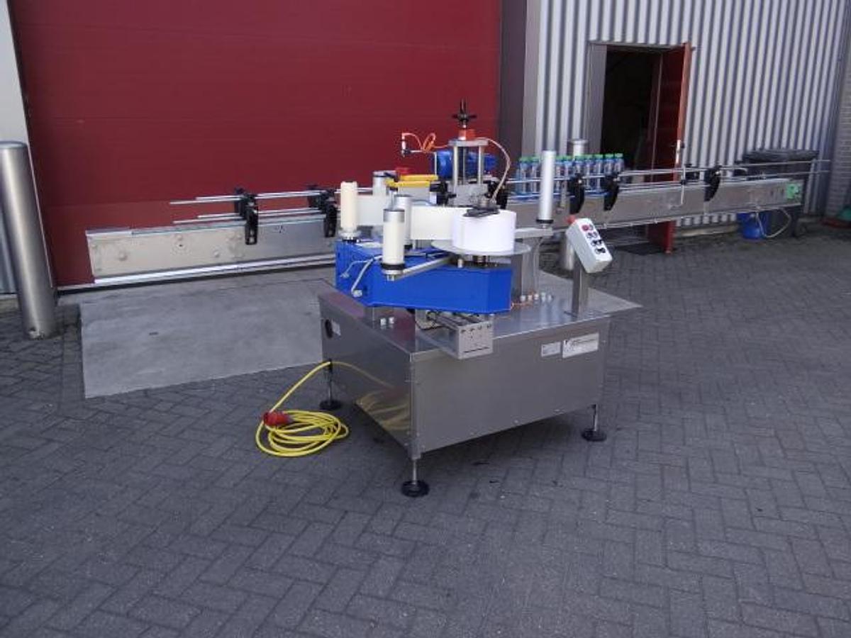 Gebruikt Automatic selfadhesive labeler spot or wrap around
