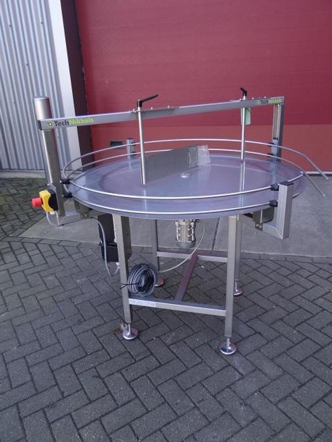 Gebruikt Stainless steel turntable with invertor 1300mm diameter