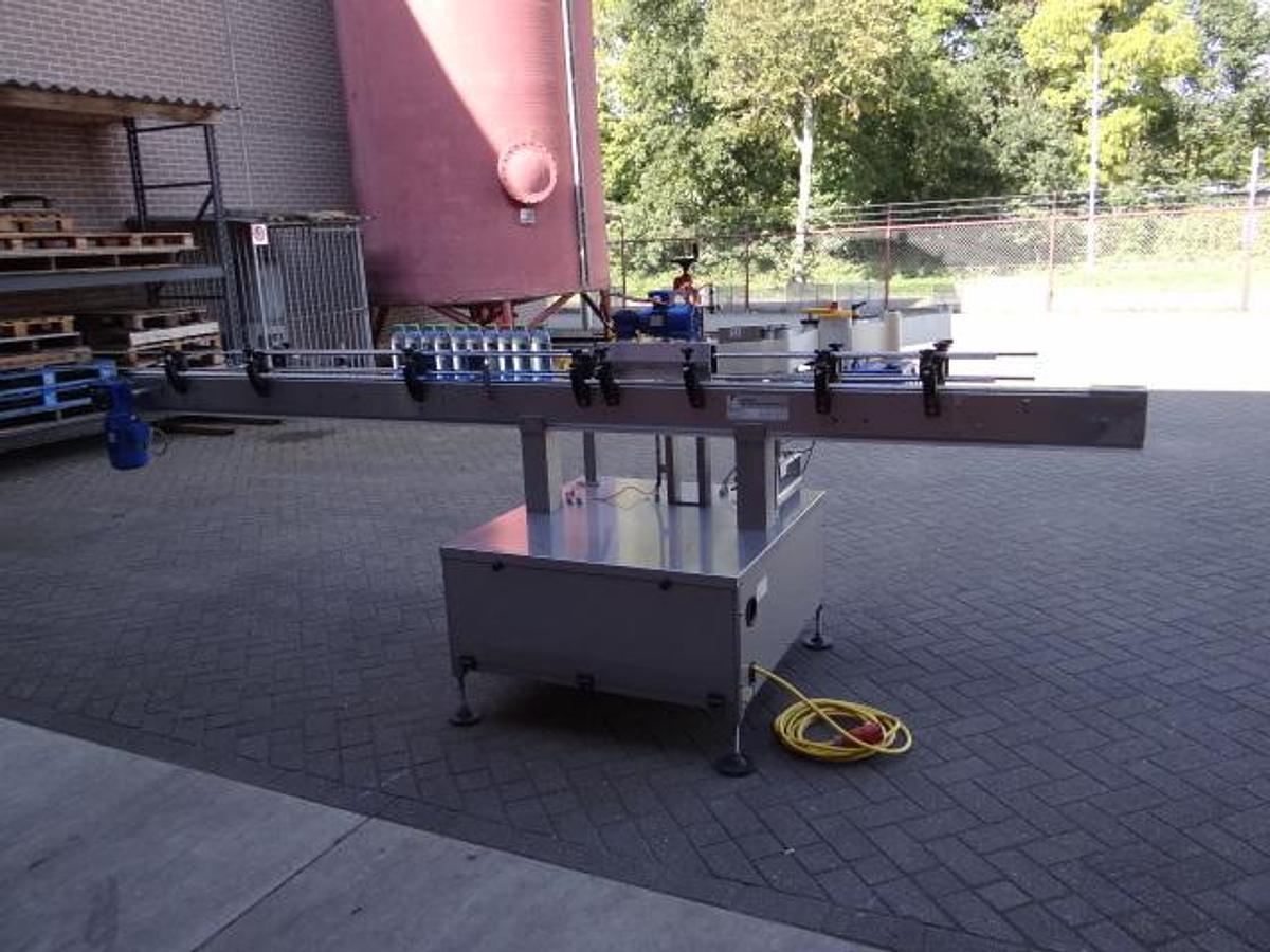 Gebruikt Automatic selfadhesive labeler spot or wrap around