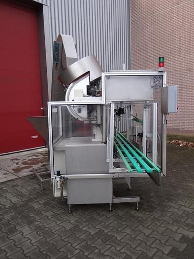 Used automatic Capper used for jerrycans