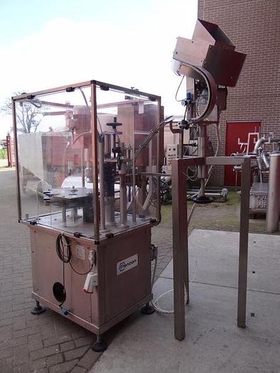 Used 1998 Pencon B.V DAV-1 pick and place capper