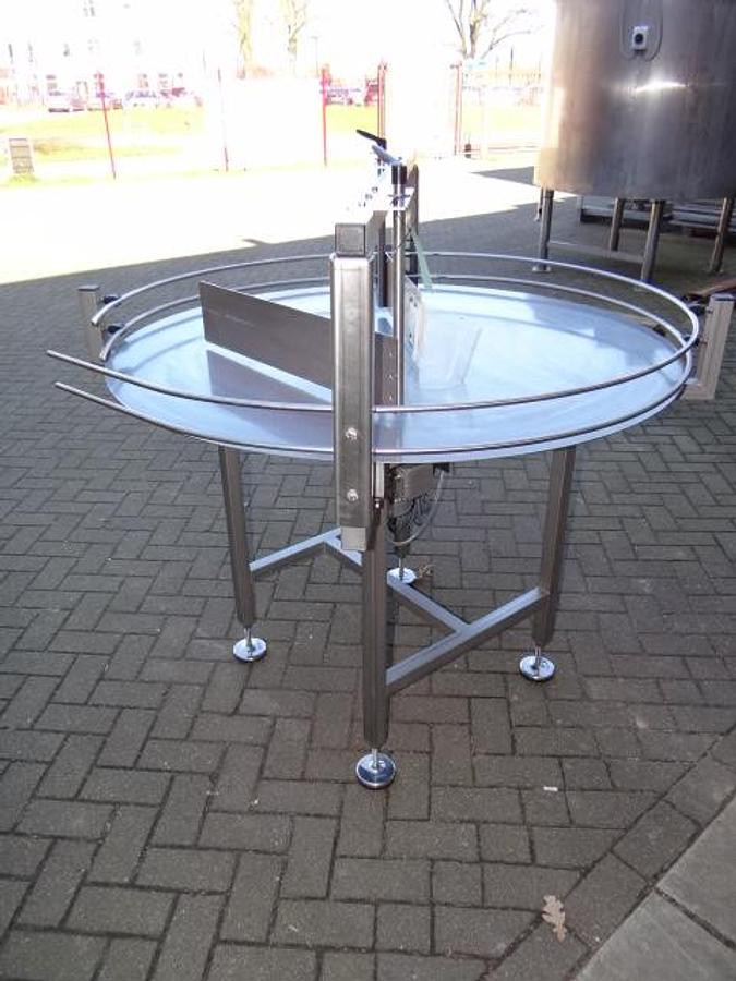 Gebruikt Stainless steel turntable with invertor 1300mm diameter