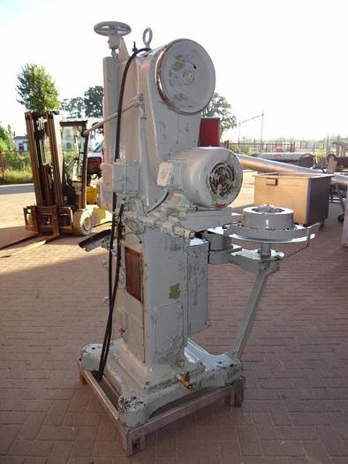 Used Karges&Hammer